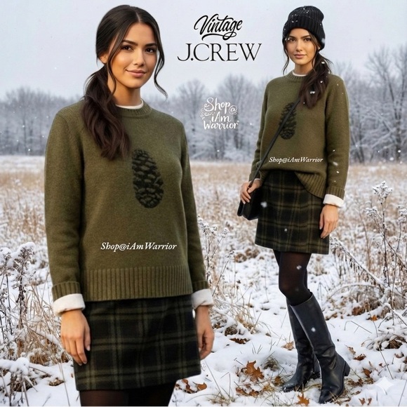 J. Crew Sweaters - J.Crew RARE vintage pinecone motif heathered olive lambswool sweater *iamwarrior